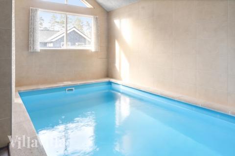 Der schicke Pool im Luxusferienhaus Nr. 511 für 14 Personen