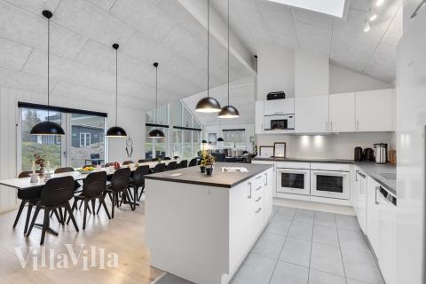 Die Küche im Luxusferienhaus Nr. 502 ist gut eingerichtet.