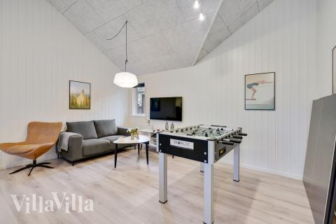 Aktivitätsraum im Luxusferienhaus Nr. 517 mit 7 Schlafzimmern und Platz für 18 Gäste.