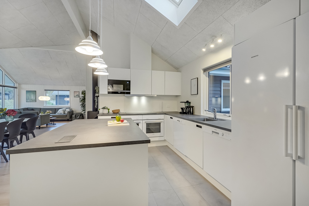 Die Küche in dem Luxusferienhaus Nr. 507 ist so gut ausgestattet, dass man problemlos Mahlzeiten für 18 Personen zubereiten kann.