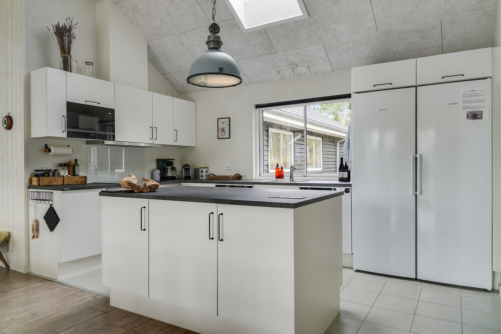 Die Küche in dem Luxusferienhaus Nr. 506 ist so gut ausgestattet, dass man problemlos Mahlzeiten für 18 Personen zubereiten kann.