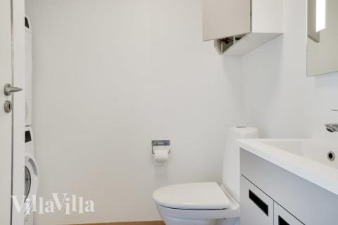 Eines der Badezimmer im Luxusferienhaus Nr. 497