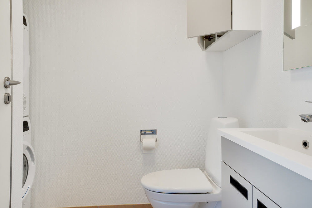 Eines der Badezimmer im Luxusferienhaus Nr. 497
