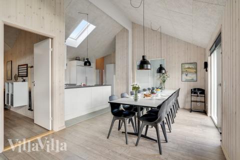 Aufenthaltsraum mit Platz für 14 im Luxusferienhaus Nr. 522.