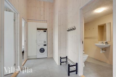 Der geräumige Eingangsbereich im Luxusferienhaus Nr. 522 in Lolland/Falster/Mön