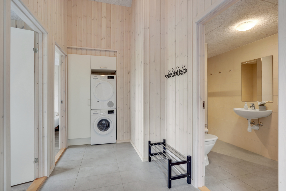 Der geräumige Eingangsbereich im Luxusferienhaus Nr. 522 in Lolland/Falster/Mön