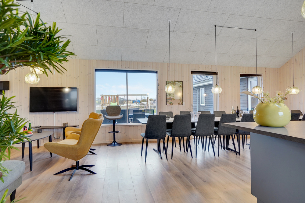 Aufenthaltsraum mit Platz für 20 im Luxusferienhaus Nr. 508.