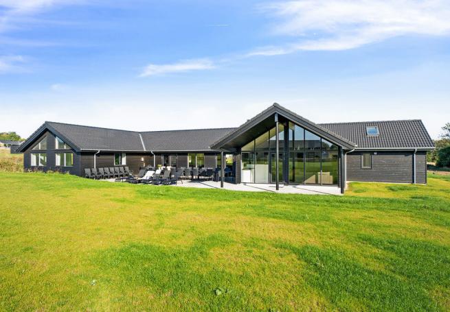 Dieses schöne Poolhaus Nr. 531 mit Platz für 30 Personen liegt in Südjütland