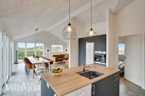 Die Küche in dem Luxusferienhaus Nr. 514 ist so gut ausgestattet, dass man problemlos Mahlzeiten für 10 Personen zubereiten kann.