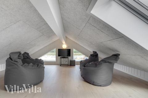 Einige der 24 Schlafgelegenheiten befinden sich im Luxusferienhaus Nr. 516 auf dem ausgebauten Dachboden