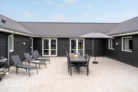 Große Terrasse am Luxusferienhaus Nr. 526 in Südjütland.