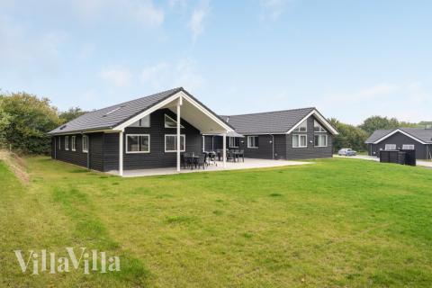 Dieses schöne Poolhaus Nr. 526 mit Platz für 20 Personen liegt in Südjütland