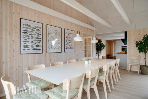 Aufenthaltsraum mit Platz für 14 im Luxusferienhaus Nr. 518.