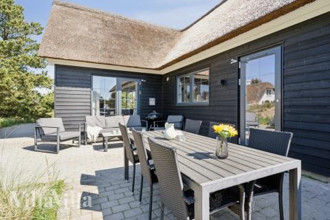 Das Luxusferienhaus Nr. 518 hat eine tolle Terrasse, die mit hochwertigen Gartenmöbeln für 14 Personen ausgestattet ist.