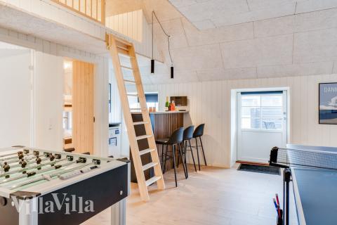 Aktivitätsraum im Luxusferienhaus Nr. 528 mit 10 Schlafzimmern und Platz für 28 Gäste.