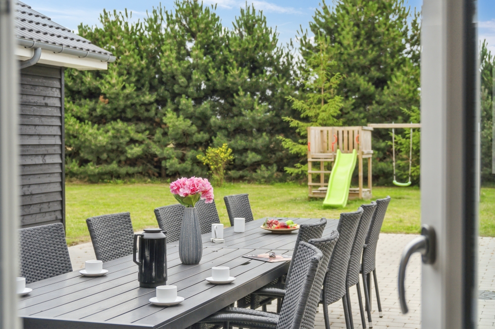 Das Luxusferienhaus Nr. 532 hat eine tolle Terrasse, die mit hochwertigen Gartenmöbeln für 20 Personen ausgestattet ist.