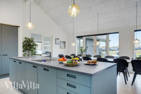 Gut ausgestattete Küche im Luxusferienhaus Nr. 530 in Südjütland.