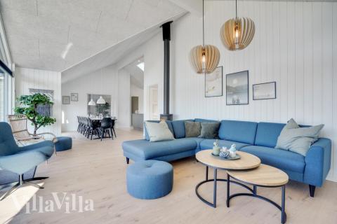 Die Couchecke im Luxusferienhaus Nr. 533 in Westjütland.