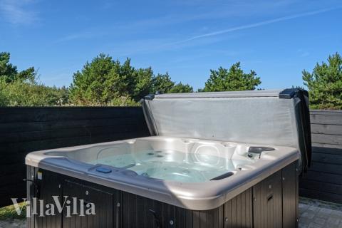 Das Luxusferienhaus Nr. 533 bietet u. a. einen tollen Whirlpool