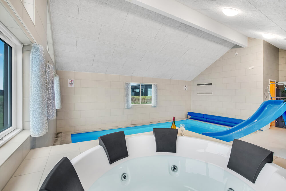 Das Luxusferienhaus Nr. 529 bietet u. a. einen tollen Whirlpool