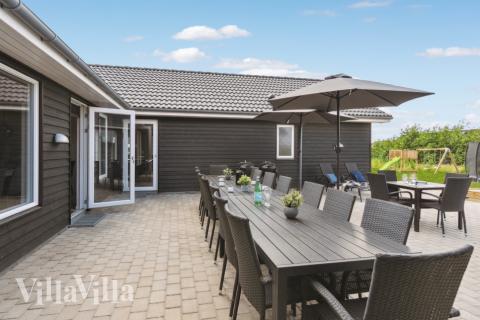 Große Terrasse am Luxusferienhaus Nr. 529 in Nordjütland.