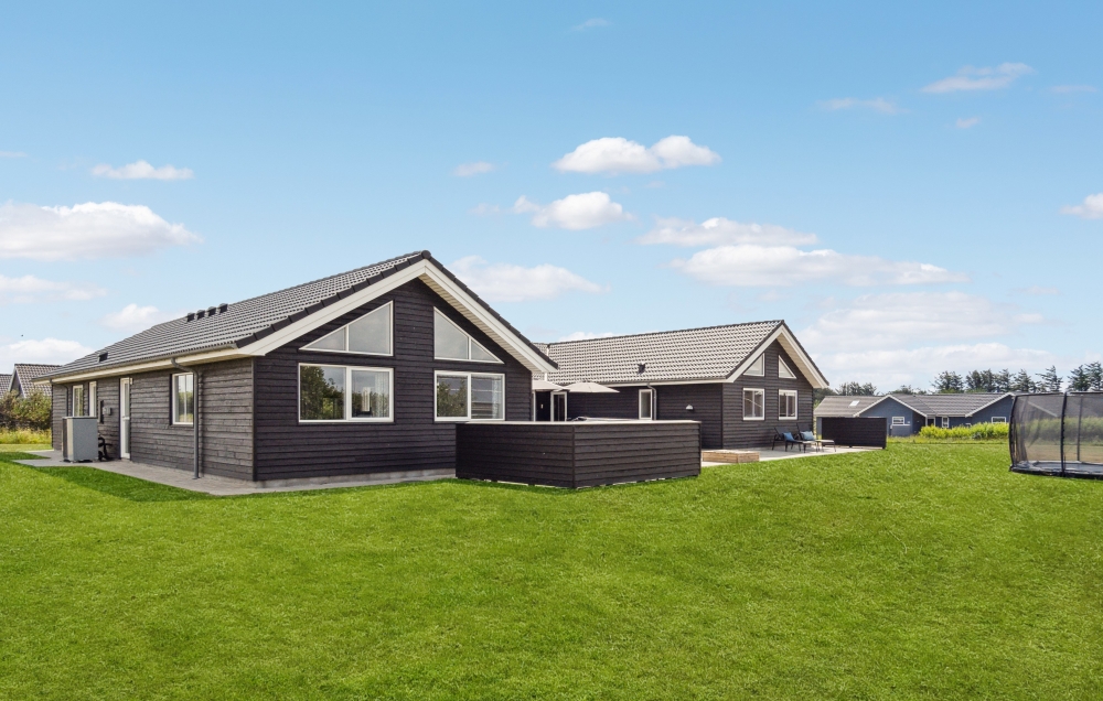 Dieses schöne Poolhaus Nr. 529 mit Platz für 20 Personen liegt in Nordjütland