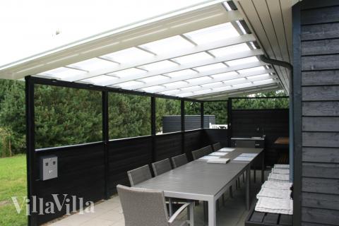 Neben den vielen schönen Stunden, die man im Poolbereich des Hauses verbringen kann, bietet das Luxusferienhaus 525 auch zahlreiche Freizeitangebote im Freien