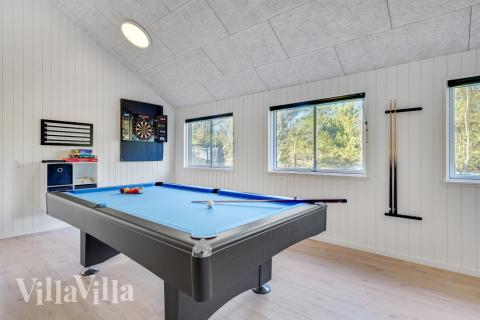 Aktivitätsraum im Luxusferienhaus Nr. 536 mit 7 Schlafzimmern und Platz für 18 Gäste.