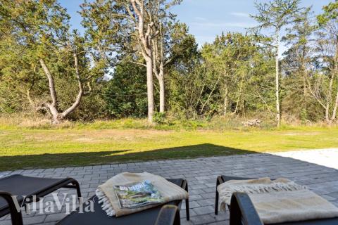 Auf der Terrasse des Ferienhauses Nr. 536 ist Platz für 18 Personen.