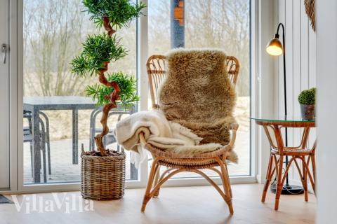 In der Sofalandschaft des Ferienhauses Nr. 537 kann man es richtig gemütlich machen.