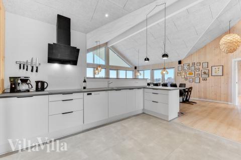 Die Küche in dem Luxusferienhaus Nr. 539 ist so gut ausgestattet, dass man problemlos Mahlzeiten für 14 Personen zubereiten kann.