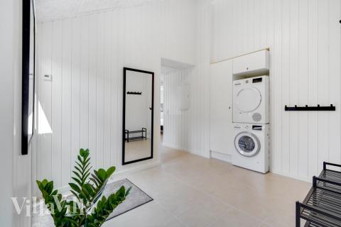 Der geräumige Eingangsbereich im Luxusferienhaus Nr. 541 in Westjütland