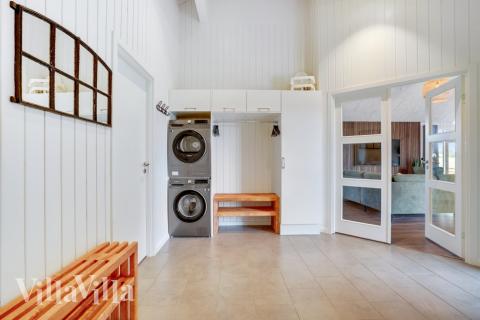 Der geräumige Eingangsbereich im Luxusferienhaus Nr. 546 in Limfjord