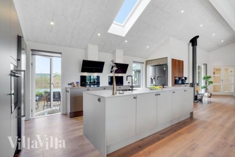 Die Küche im Luxusferienhaus Nr. 546 ist gut eingerichtet.