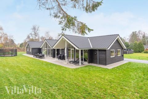 Dieses schöne Poolhaus Nr. 543 mit Platz für 16 Personen liegt in Lolland/Falster/Mön