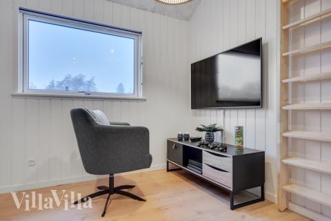 Aktivitätsraum im Luxusferienhaus Nr. 549 mit 5 Schlafzimmern und Platz für 14 Gäste.