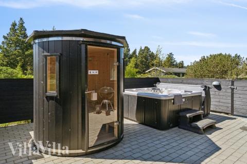Neben den vielen schönen Stunden, die man im Poolbereich des Hauses verbringen kann, bietet das Luxusferienhaus 540 auch zahlreiche Freizeitangebote im Freien