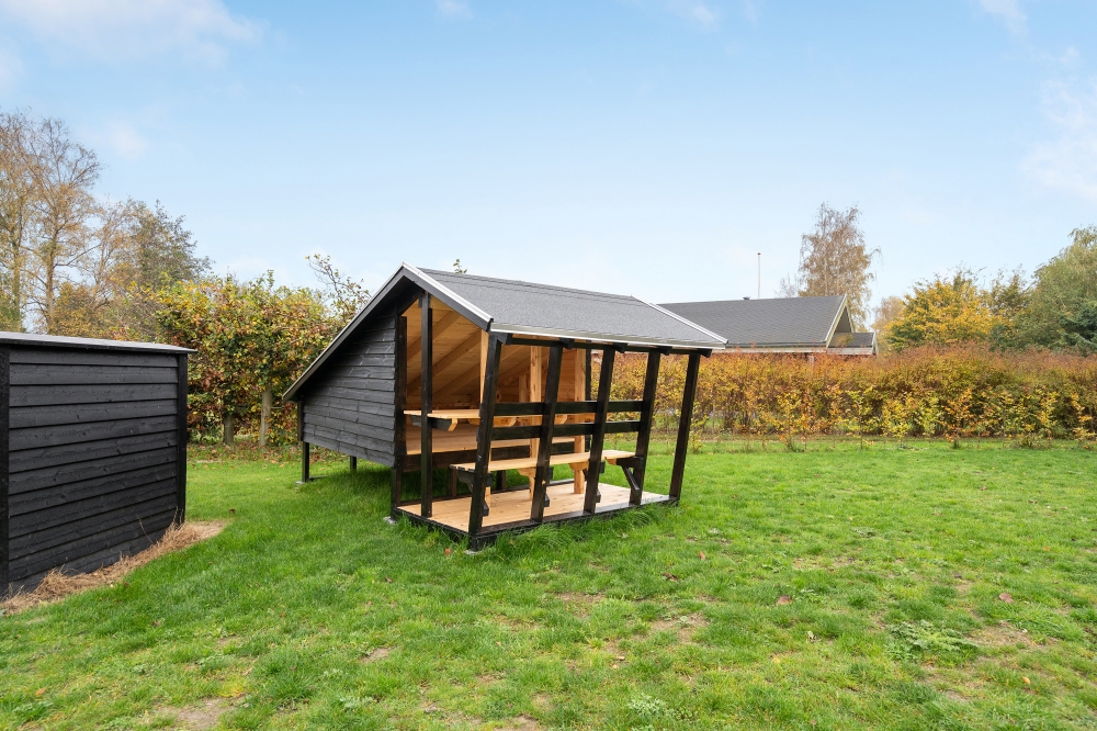 Neben den vielen schönen Stunden, die man im Poolbereich des Hauses verbringen kann, bietet das Luxusferienhaus 550 auch zahlreiche Freizeitangebote im Freien