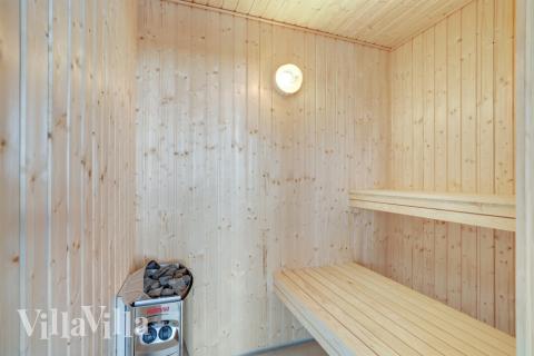 Genießen Sie die heiße Sauna im Luxusferienhaus Nr. 547 für 18 Personen