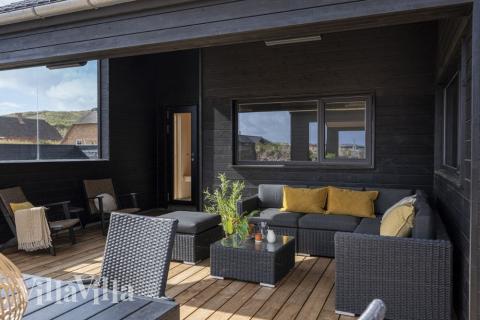 Große Terrasse am Luxusferienhaus Nr. 558 in Westjütland.