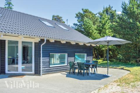 Das Luxusferienhaus Nr. 571 hat eine tolle Terrasse, die mit hochwertigen Gartenmöbeln für 22 Personen ausgestattet ist.