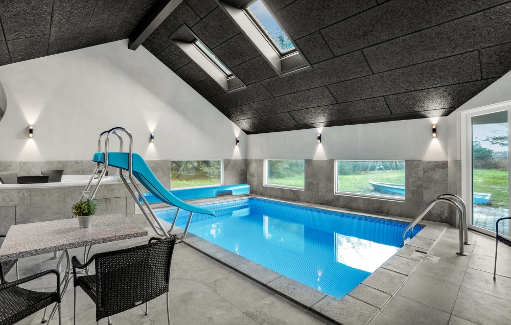 Der schicke Pool im Luxusferienhaus Nr. 571 für 22 Personen