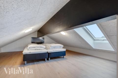 Einige der 24 Schlafgelegenheiten befinden sich im Luxusferienhaus Nr. 551 auf dem ausgebauten Dachboden