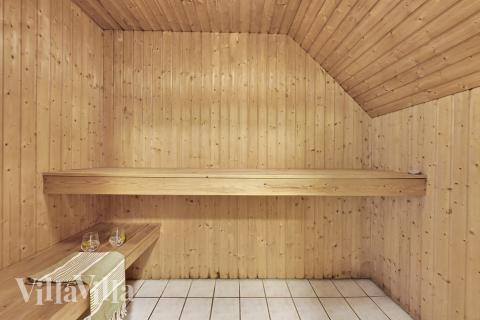 Genießen Sie die heiße Sauna im Luxusferienhaus Nr. 574 für 12 Personen