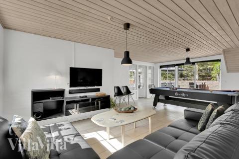 Aufenthaltsraum mit Platz für 12 im Luxusferienhaus Nr. 574.