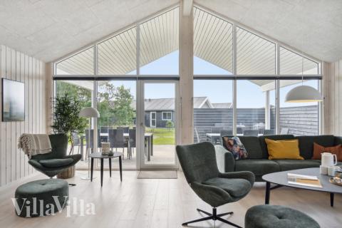 Die Couchecke im Luxusferienhaus Nr. 577 in Nordjütland.