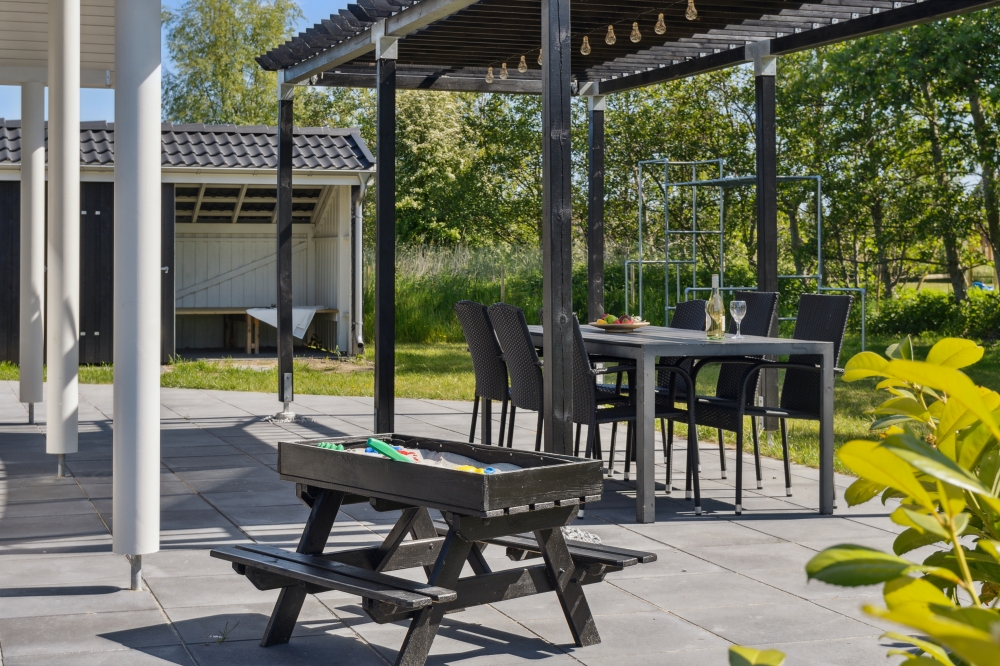 Das Luxusferienhaus Nr. 578 hat eine tolle Terrasse, die mit hochwertigen Gartenmöbeln für 12 Personen ausgestattet ist.