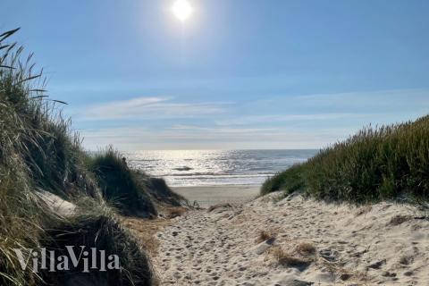 Der herrliche Strand in der Nähe von Luxusferienhaus Nr. 557 bei Westjütland.