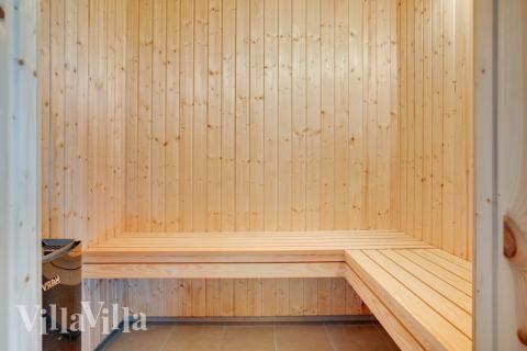 Genießen Sie die heiße Sauna im Luxusferienhaus Nr. 579 für 26 Personen
