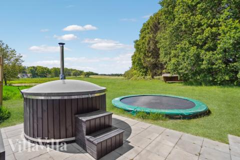 Das Luxusferienhaus Nr. 581 bietet u. a. einen tollen Whirlpool